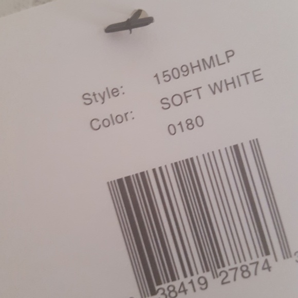 LUXE 360 Ivory 3 Button Cozy Sweater NWT - Picture 5 of 8